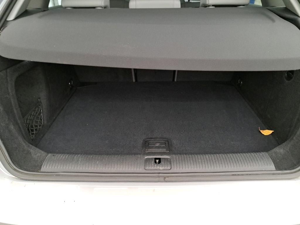 Audi 40 TDI 184 QUATTRO S TRONIC DESIGN L A3 Sportback – Image 19