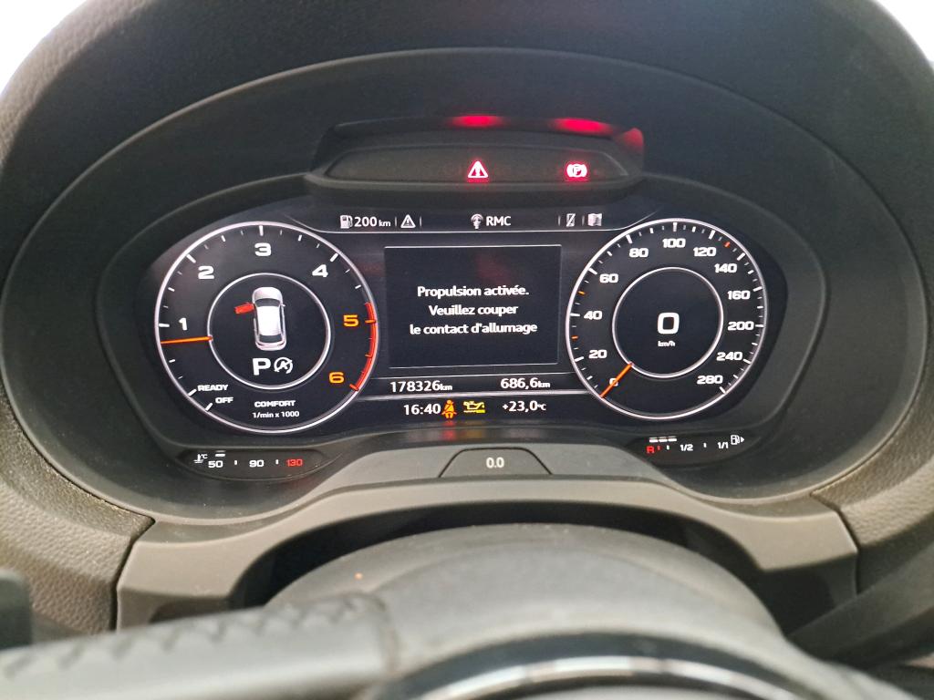 Audi 40 TDI 184 QUATTRO S TRONIC DESIGN L A3 Sportback – Image 5